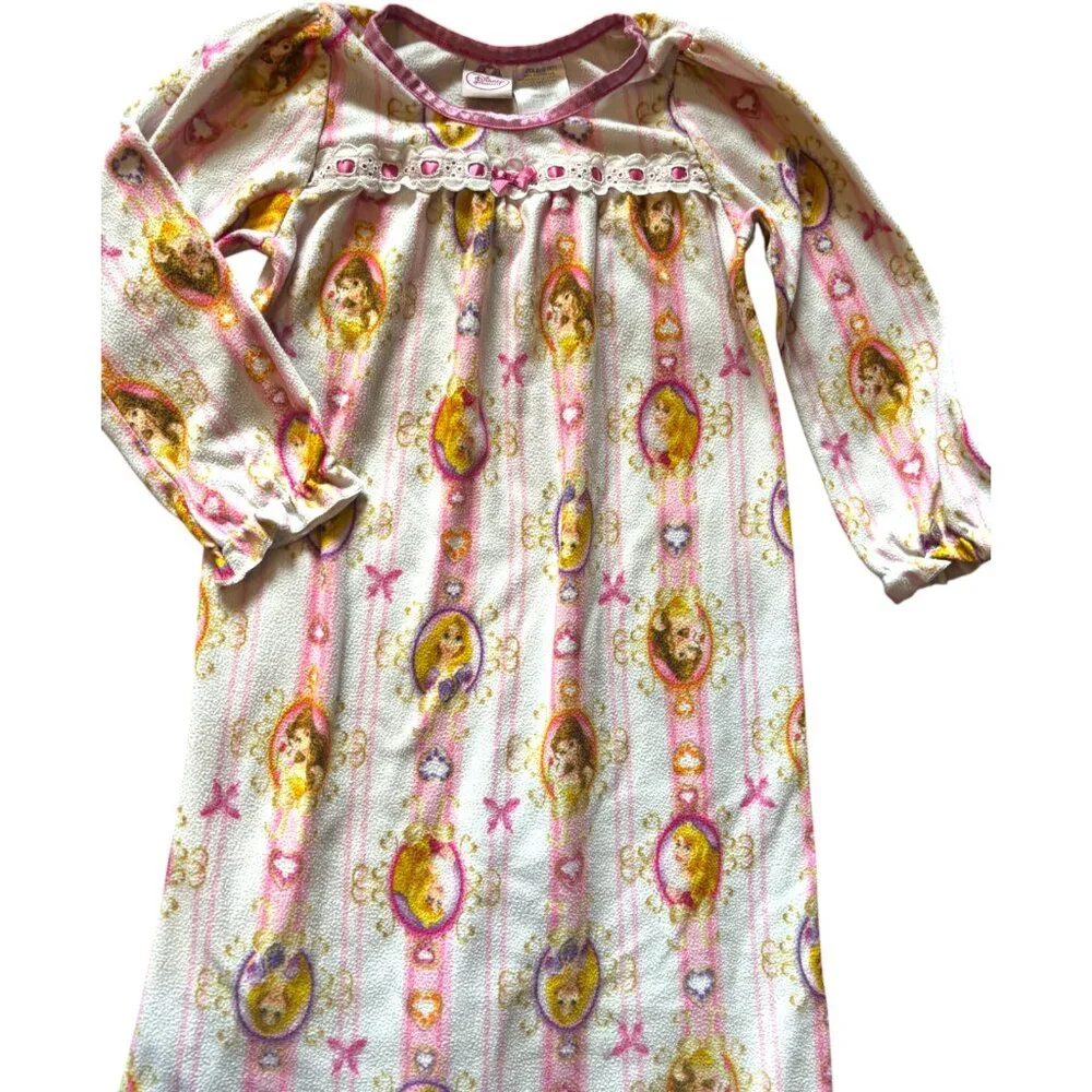 Disney Princess Toddler Girl 5t Flannel Granny Nightgown Belle Aurora‎ Rapunzel - Picture 2 of 8